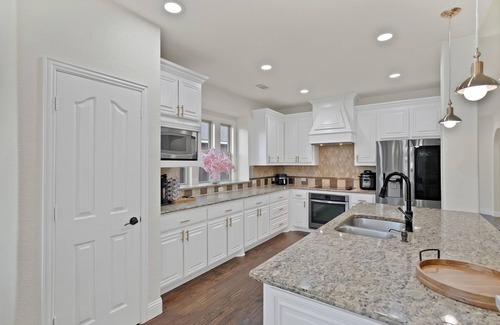 Denton County House | Resort-Style 5BR Home near PGA Frisco & Little Elm; Only 30 minutes north of DFW