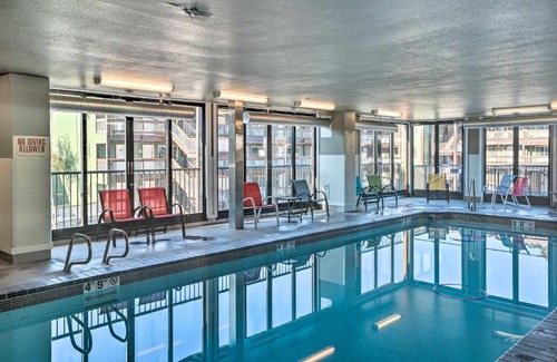 Chelan Apartment | Resort-Style Condo with Lake Chelan and Mtn Views
