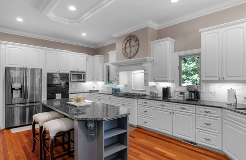 Waxhaw House | Resort-Style Home Waxhaw NC: Celebrate Thanksgiving with a Family Getaway