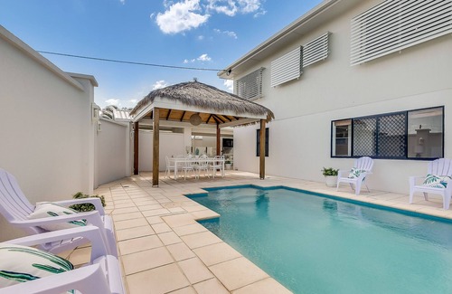 Lammermoor Beach House | RESORT STYLE LIVING NEAR BEACHFRONT