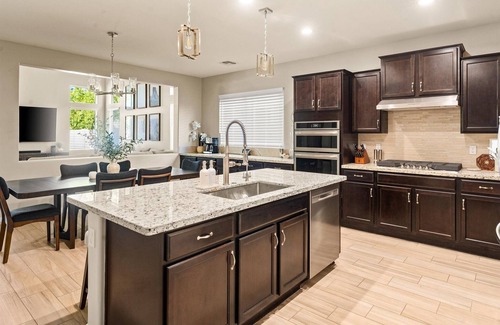 San Tan Valley House | Resort Style Pool and Luxury Touches - Modern, Bright, and Clean