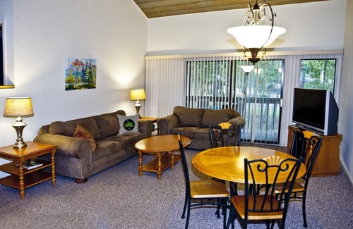 Fairfield Glade Villa | 🌄Resort Vacations at Fairfield Glade TN Spacious two bedroom villa
