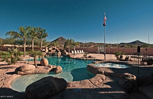 Desert View House | Resort vacationing at the Oasis Sleeps up to 24 SEE DESCRIPTION