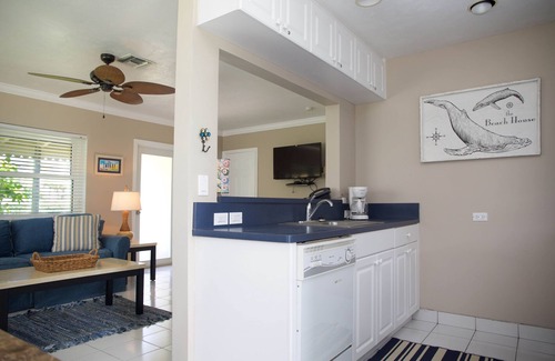 Hillsboro Beach Villa | Resort Villa, Private Oceanfront Beach, Heated Pool, IntraCoastal Gathering