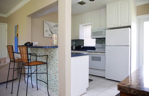 Hillsboro Beach Villa | Resort Villa, Private Oceanfront Beach, Heated Pool, IntraCoastal Gathering