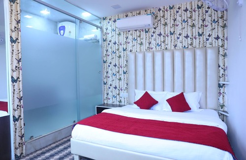 Pitampura Hotel | Rest easy, stay well, at our guest house