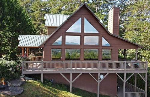 Murphy Cabin | Rest, Relax, and Reset - 4 bd/3 bth - 5min to town