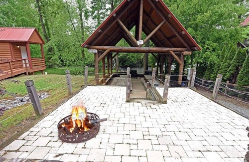 Murphy Cabin | Rest, Relax, and Reset - 4 bd/3 bth - 5min to town