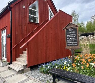 Orsundsbro House | Resta farm bondgårdshotell