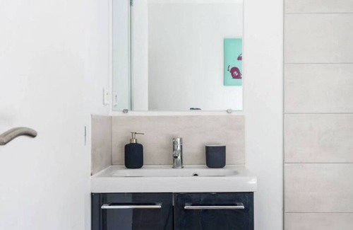 Merignac Apartment | Restez Confortable