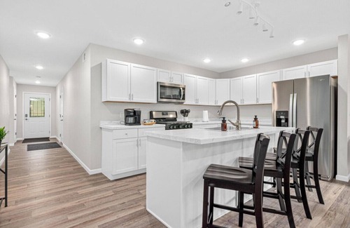 Hayward House | Restful Escape: Pet-Friendly 3BR with Trail Acc & Game Rm