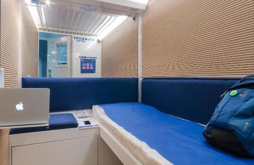 Ferno Hotel | Resting Pods - -ZZZleepandGo MXP Airport