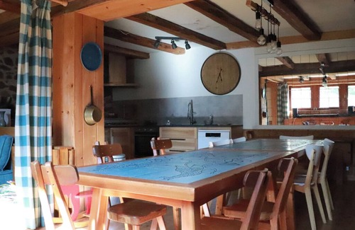 Fontcouverte-la-Toussuire Ski Chalet | Restored 18th century chalet, calm and conviviality 5 km from the resorts