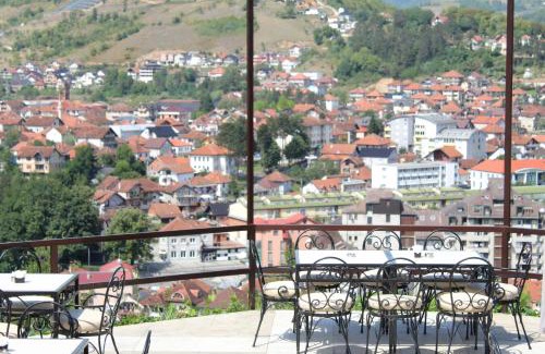 Bijelo Polje Bed & Breakfast | Restoran & Apartmani Obrov