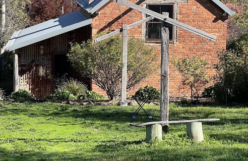 Locksley Cottage | Restored 1826 Convict Quarters at Locksley. 25 mins to Bathurst