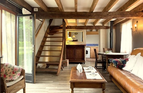 Lurcy-Levis Cottage | Restored farmhouse with air conditioning and garden