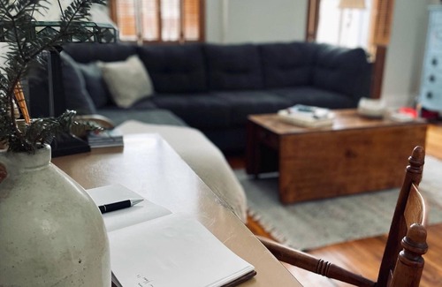 Albion Apartment | Restored Historical home near Erie Canal