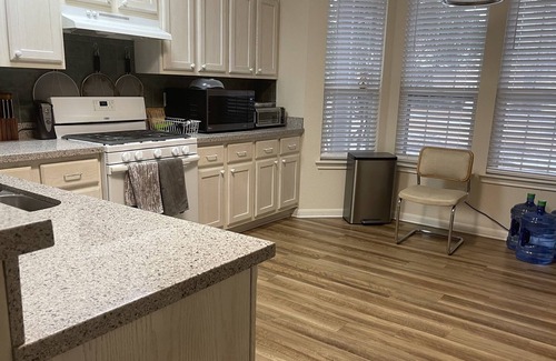 Sun City House | Retired community in Sun City w/3 golf courses & 3 Pools