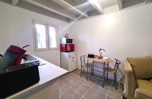 Chitray House | Retraite Romantique en Brenne: Piscine, Confort et Nature - FR-1-591-587