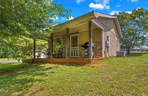 Barium Springs Cottage | Retreat at Flying Change Farm