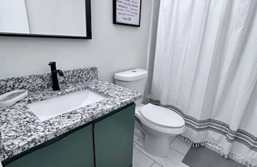 Decatur House | Retreat at Stone Mountain – Cozy 3BR Near Trails, MARTA & Downtown