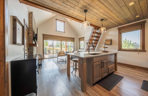 Eureka House | Retreat at the Wilderness Club