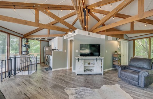Bristol Ski Chalet | Retreat in Bristol TN close to Bristol Motor Speedway and South Holston Lake