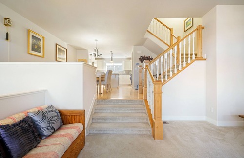 Longmont House | Retreat in quiet open concept townhome - 2 car garage, office,15 min to Boulder