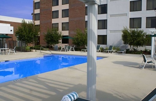 Rocky Mount House | Retreat in Rocky Mount! Onsite Parking, Pool! Close to Stonewall Mansion