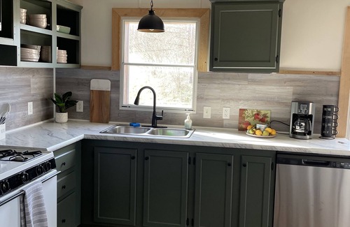 Cherry Valley House | “Retreat On The Farm” Relax in the Country, Upcoming wedding or family reunion!