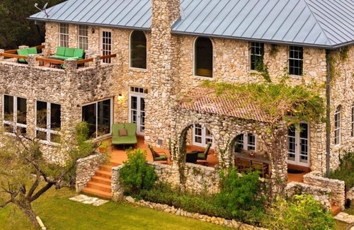 Spicewood House | Retreat on the Pedernales River At Stone Home Ranch