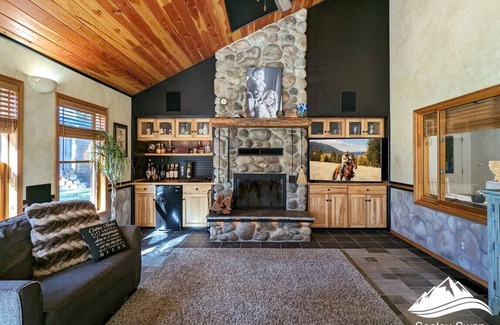 Seeley Lake House | Retreat to Serenity Pines! Family Fun, Relaxation & Modern Comforts w/RV Space!