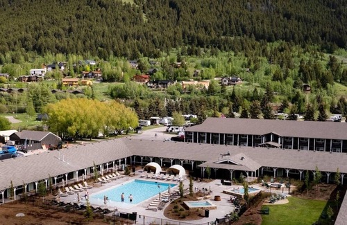 Jackson Apartment | Retro-Inspired Lodge w/On-Site Dining & Social Courtyard in Jackson Hole