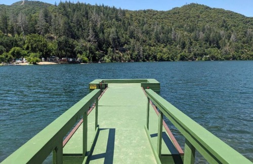 Upper Lake House | Retro RV with picturesque hills and lake access