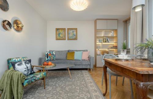 Ochota Apartment | Retro-Style Apartment in Warsaw by Noclegi Renters