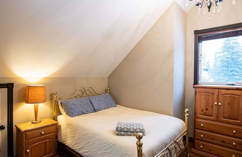 Revelstoke House | Revelstoke - Mountain Gateway