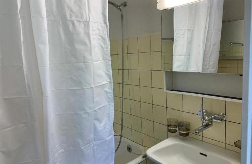 Schwanden House | Revier schlicht und bahnsinnig