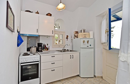 Skalados House | Revisited agricultural housing in the center of the island of Tinos