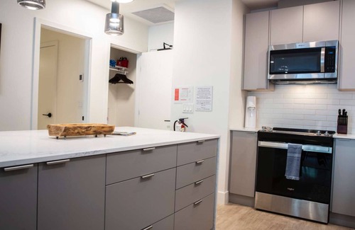 Revelstoke Condo | Revy Rendezvous-Top floor, pet friendly condo with private hot tub