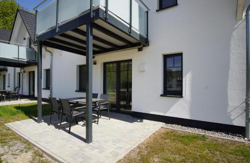 Lobbe Apartment | Rex Rugia FeWo15-3 mit Schwimmbad und Saunanutzung im AHOI-Erlebnisbad Sellin