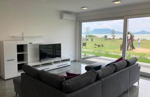 Fonyodliget Apartment | Rezeda Apartman