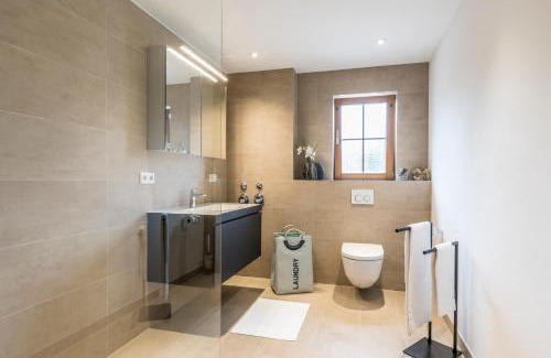 Ruhrberg Apartment | RH-Appartements 15 Minuten von Basel im Dorf Rührberg