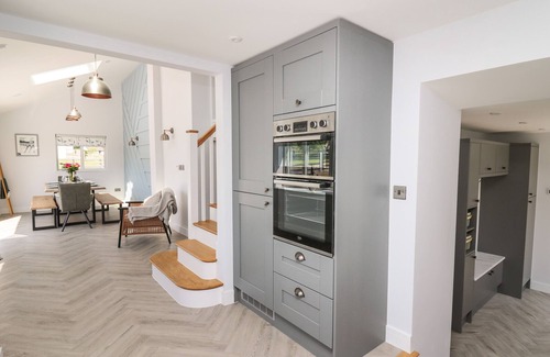 Devils Bridge Cottage | RHIWMYNACH, family friendly, country holiday cottage in Aberystwyth
