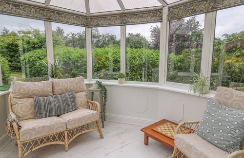 Bethania Cottage | RHYDYGROES, pet friendly, character holiday cottage in Felinfach