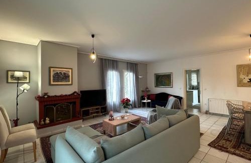 Vrilissia Apartment | Ria's Home