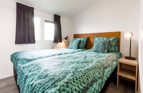 Avenhorn Ski Chalet | ✓ Rialto at Park Westerkogge ✓ Holiday home for 6 people ✓ Located in Berkhout (North Holland) ✓ Waterfront holiday resort ✓ Book directly at the resort