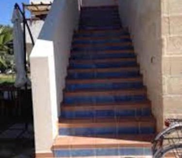 Favignana Apartment | Ric&Cri - fronte mare - 4 posti letto - piscina
