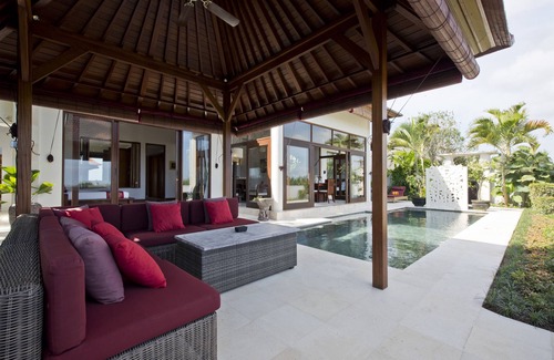 Tegal Mengkeb Villa | Rice Field View Sahaja Villa 1 in Peaceful Bali