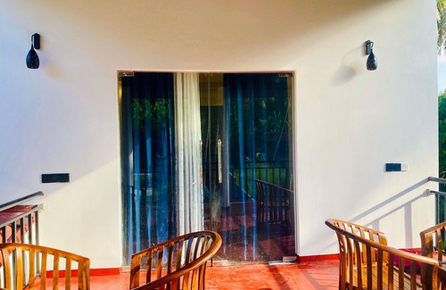 Tangalle House | Rich Living Resort Tangalle – Beachfront Paradise Awaits!