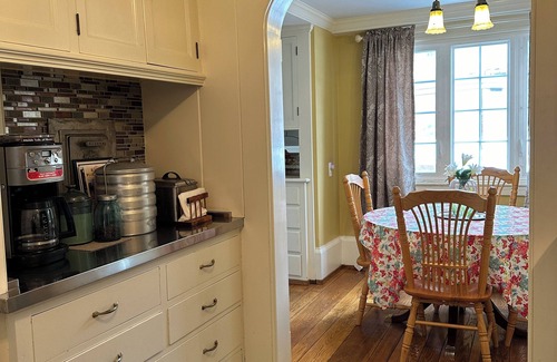 Emporium House | Rich Valley Estate 8 bdrm 12 bds 7 fireplaces 8 bath+Swim hole,Hunting & fishing